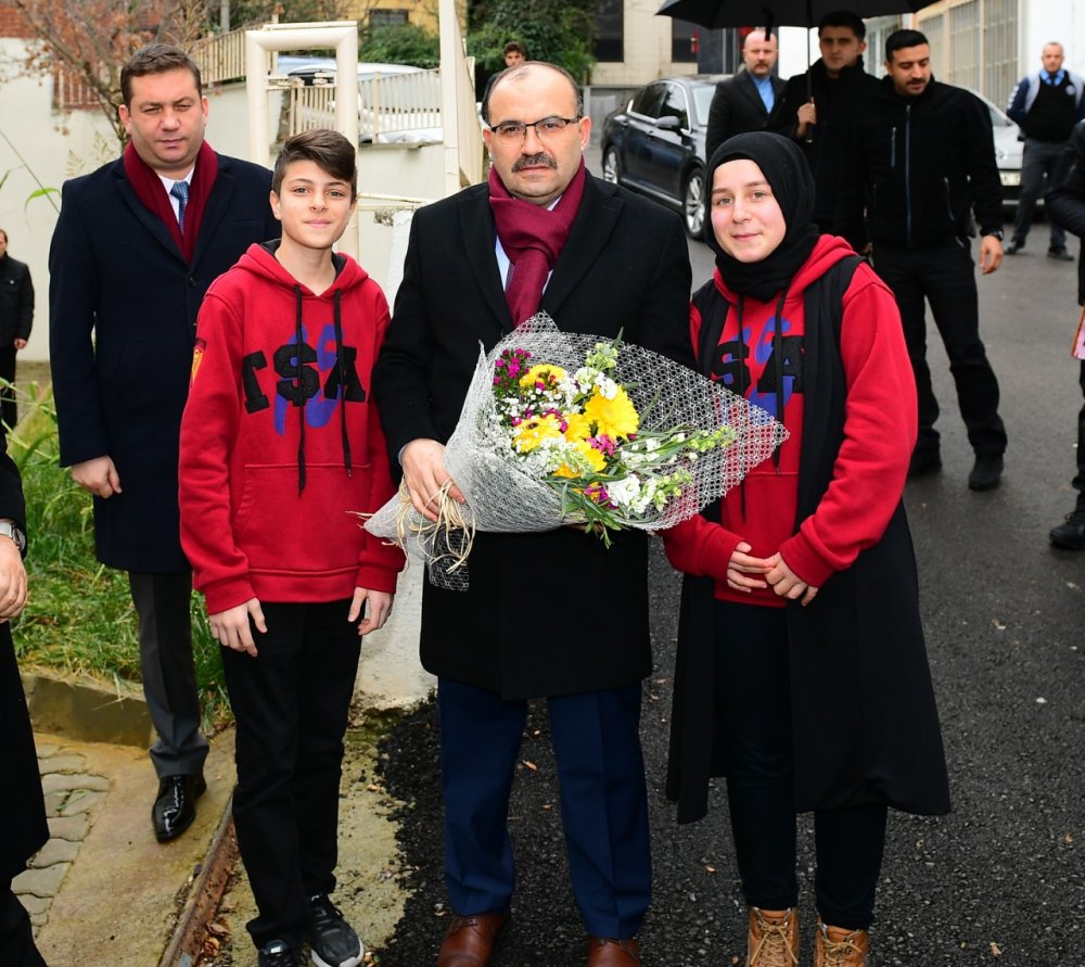 15 temmuz sehitleri anadolu lisesi futbol takimina vali ustaoglu ndan tesekkur