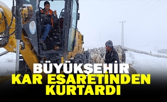 BÜYÜKŞEHİR KAR ESARETİNDEN KURTARDI