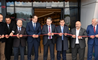 Yenilenen showroom ve geniş ürün yelpazesi ile Özgüneş’ten dev etkinlik